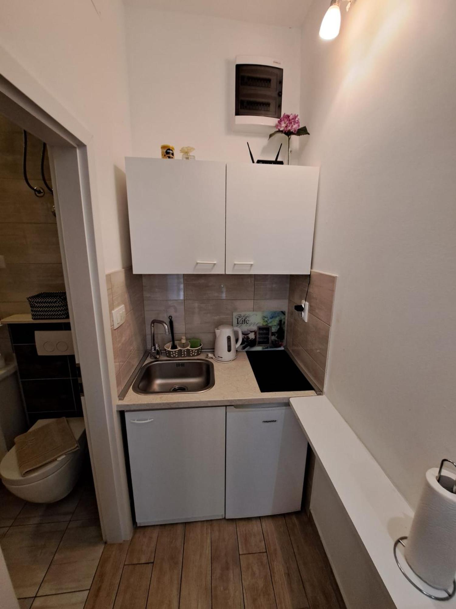 Studio Apartment Legcevic Kaštela Zewnętrze zdjęcie