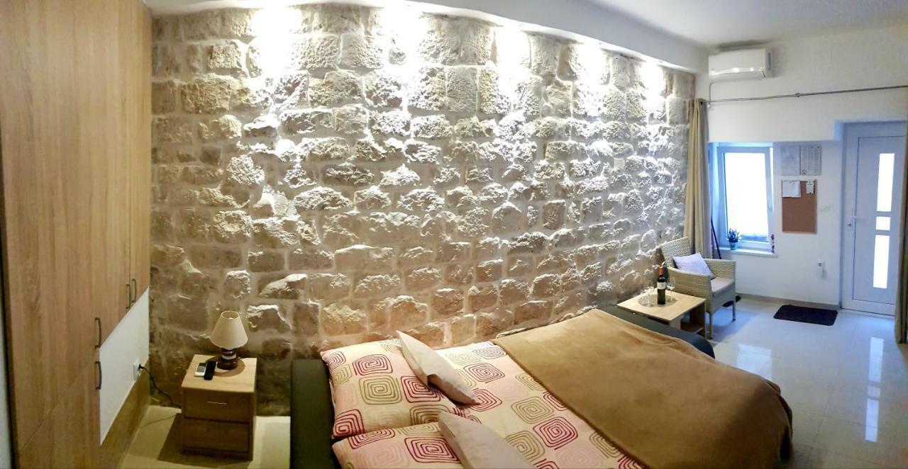 Studio Apartment Legcevic Kaštela Zewnętrze zdjęcie