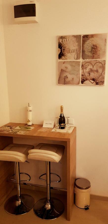 Studio Apartment Legcevic Kaštela Zewnętrze zdjęcie