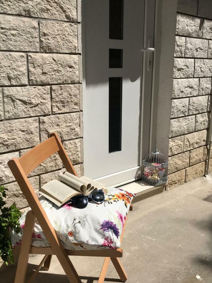 Studio Apartment Legcevic Kaštela Zewnętrze zdjęcie