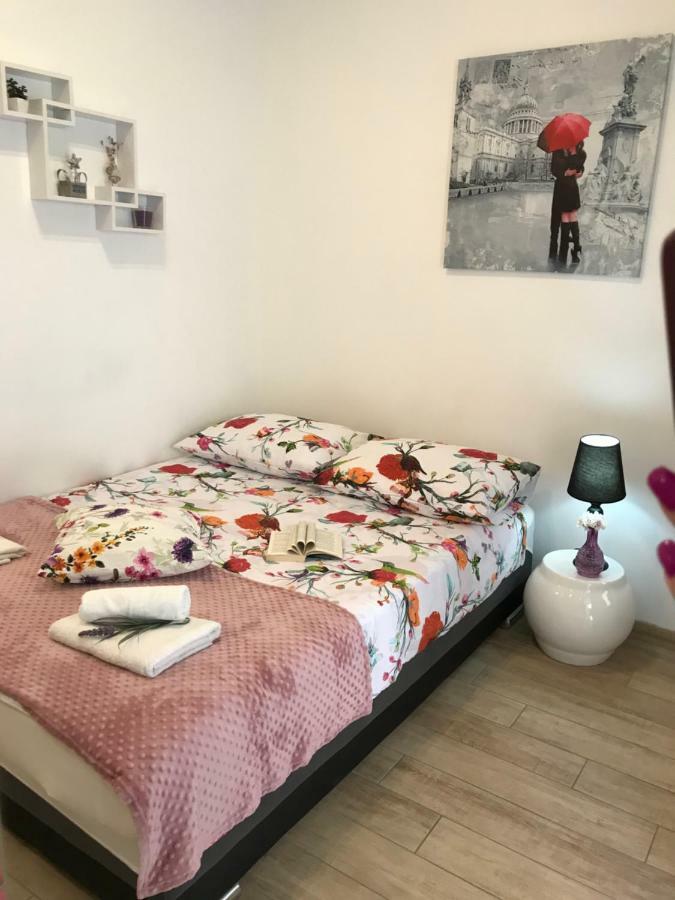 Studio Apartment Legcevic Kaštela Zewnętrze zdjęcie