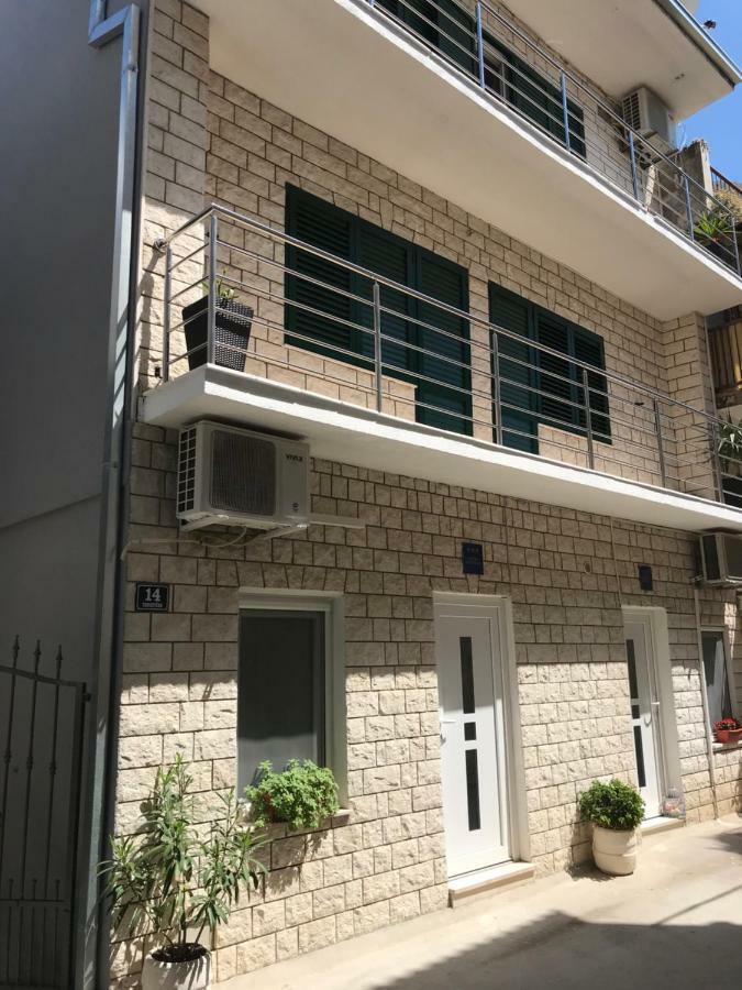 Studio Apartment Legcevic Kaštela Zewnętrze zdjęcie