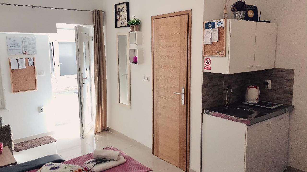 Studio Apartment Legcevic Kaštela Zewnętrze zdjęcie